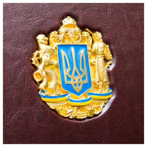 Набір графин + 3 склянки для віскі "Гетьмани України" Набір графин + 3 склянки для віскі "Гетьмани України"