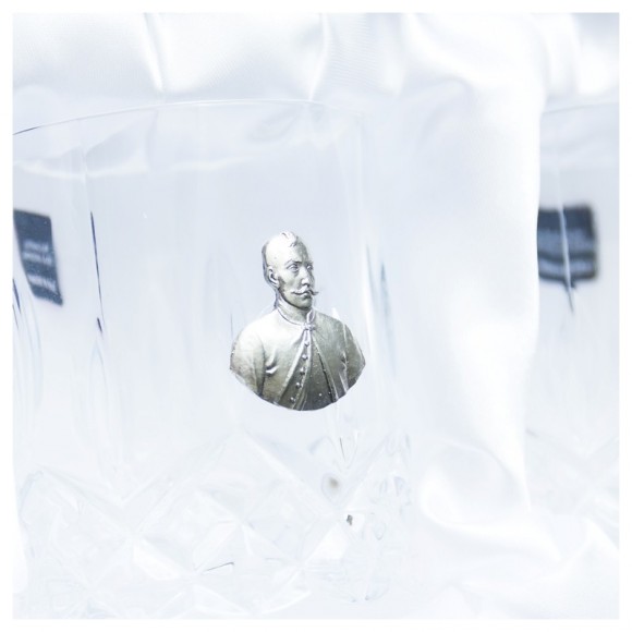 Набір графин + 3 склянки для віскі "Гетьмани України" Набір графин + 3 склянки для віскі "Гетьмани України"