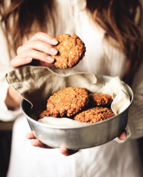 Пеку полезное. Волшебные десерты без белых муки и сахара