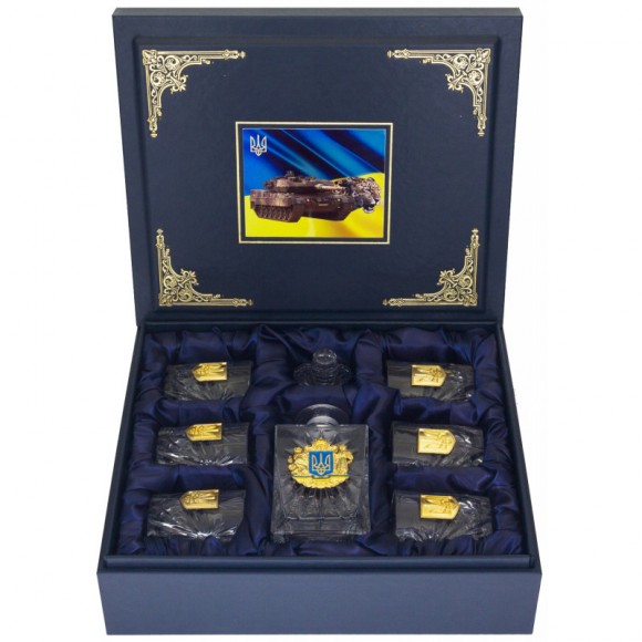 Набор графин + 6 стаканов для виски "Танк Леопард" Набор графин + 6 стаканов для виски "Танк Леопард"