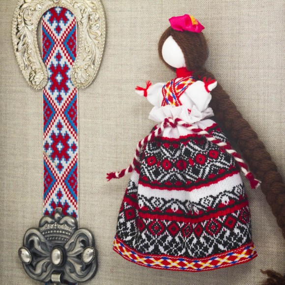 Коллаж "Украинский оберег на счастье и судьбу" Коллаж "Украинский оберег на счастье и судьбу"