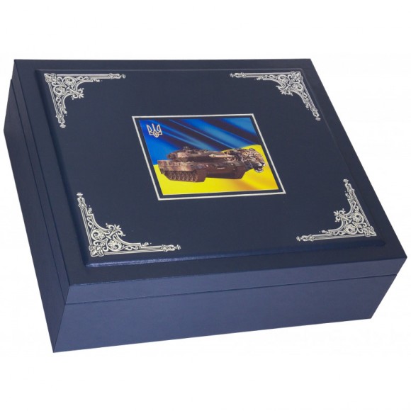 Набор графин + 6 стаканов для виски "Тризуб" Набор графин + 6 стаканов для виски "Тризуб"