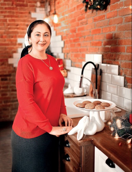 Зі Сходу— до столу! Зі Сходу— до столу!