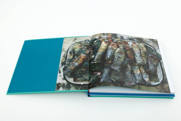 Наталка Гусар: Тягар Невинності. Дженіс Кулик Кіфер: Чужі Рідні / Natalka Husar: Burden Of Innocence. Janice Kulyk Keefer: Foreign Relations Наталка Гусар: Тягар Невинності. Дженіс Кулик Кіфер: Чужі Рідні / Natalka Husar: Burden Of Innocence. Janice Kulyk Keefer: Foreign Relations