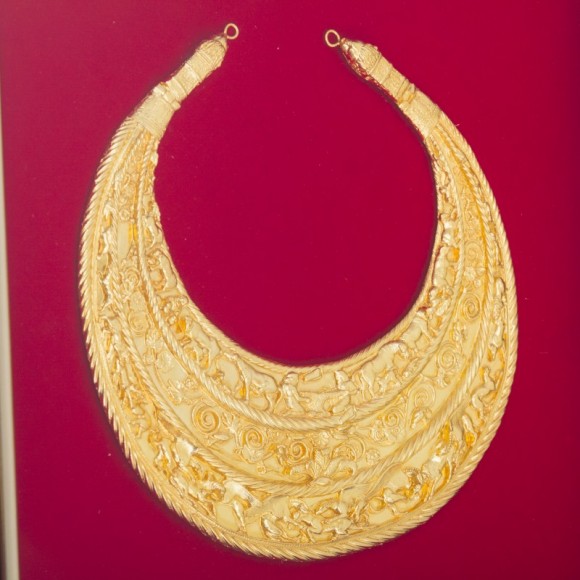 Колаж "Скіфська пектораль"