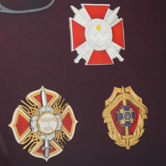 Подарунковий настінний колаж пістолет Макарова та нагороди Подарунковий настінний колаж пістолет Макарова та нагороди