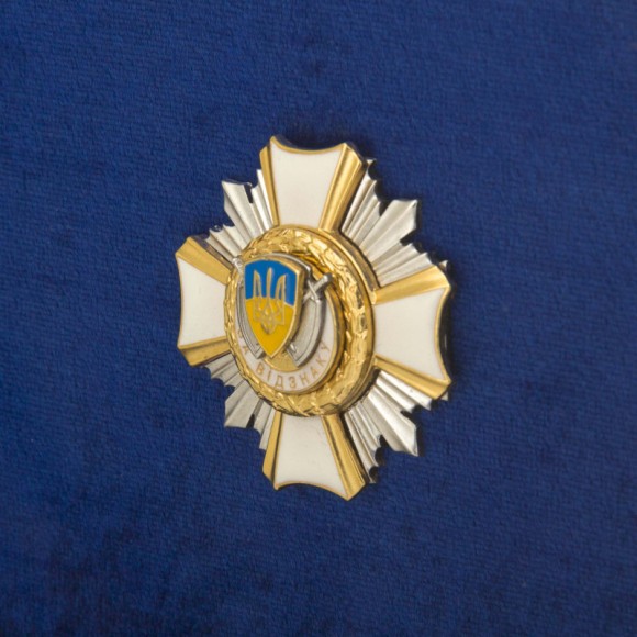 Подарунковий настінний колаж пістолет Стєчкіна і нагороди МВС України Подарунковий настінний колаж пістолет Стєчкіна і нагороди МВС України