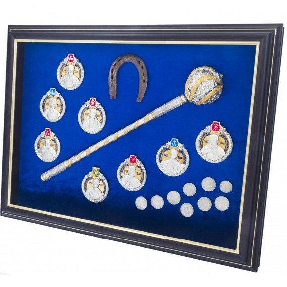 Подарочный коллаж на стену "Гетманская Украина" Подарочный коллаж на стену "Гетманская Украина"