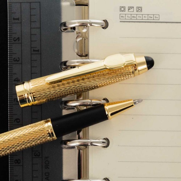 Щоденник і ручка Tenso "Арсенал лідера" Щоденник і ручка Tenso "Арсенал лідера"