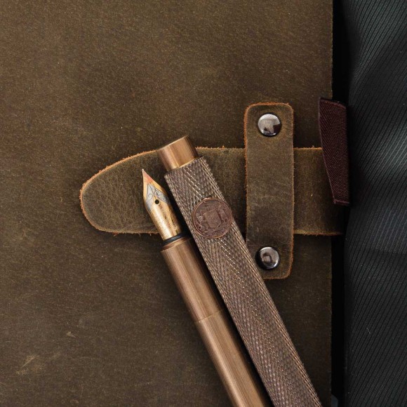 Щоденник і ручка "Дует для лідера" Щоденник і ручка "Дует для лідера"