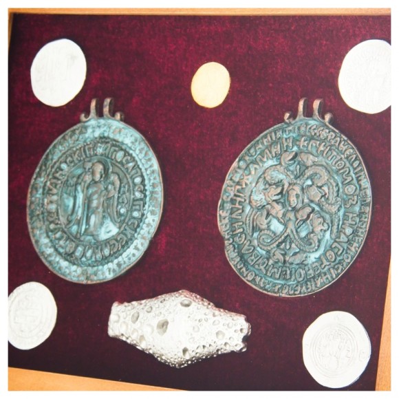 Колаж "Гроші Київської Русі"