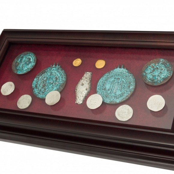 Колаж "Гроші Київської Русі"