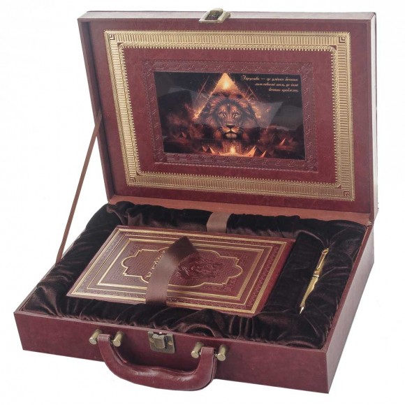 Подарункове видання книги "Мудрість лідера" з ручкою Tenso 