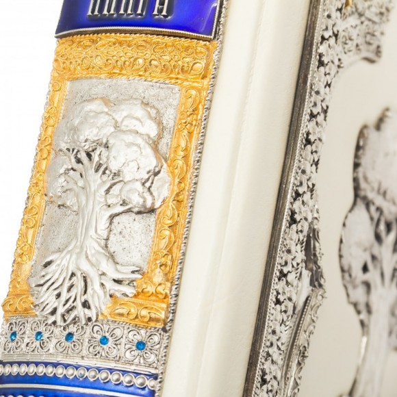 Семейная книга