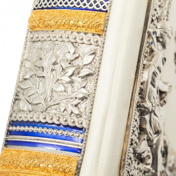 Семейная книга